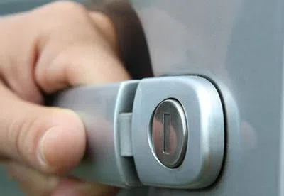 Little Village Locksmith Store Little Neck, NY 212-320-9852 - 21-unlock-car